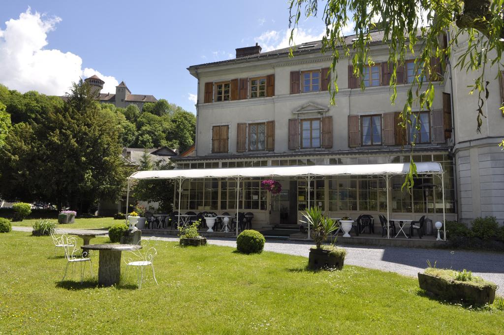 Hotel Du Parc - Manoir Du Baron Blanc Faverges Exterior foto